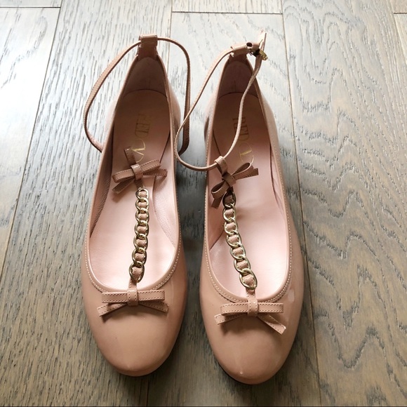 Red Valentino Nude Flats - Picture 2 of 3